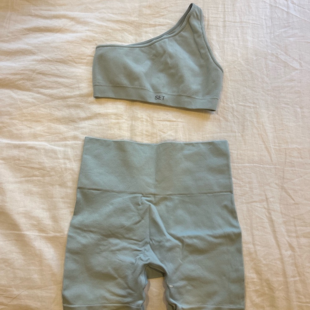 Sculptflex One shoulder Sports bra and leggings